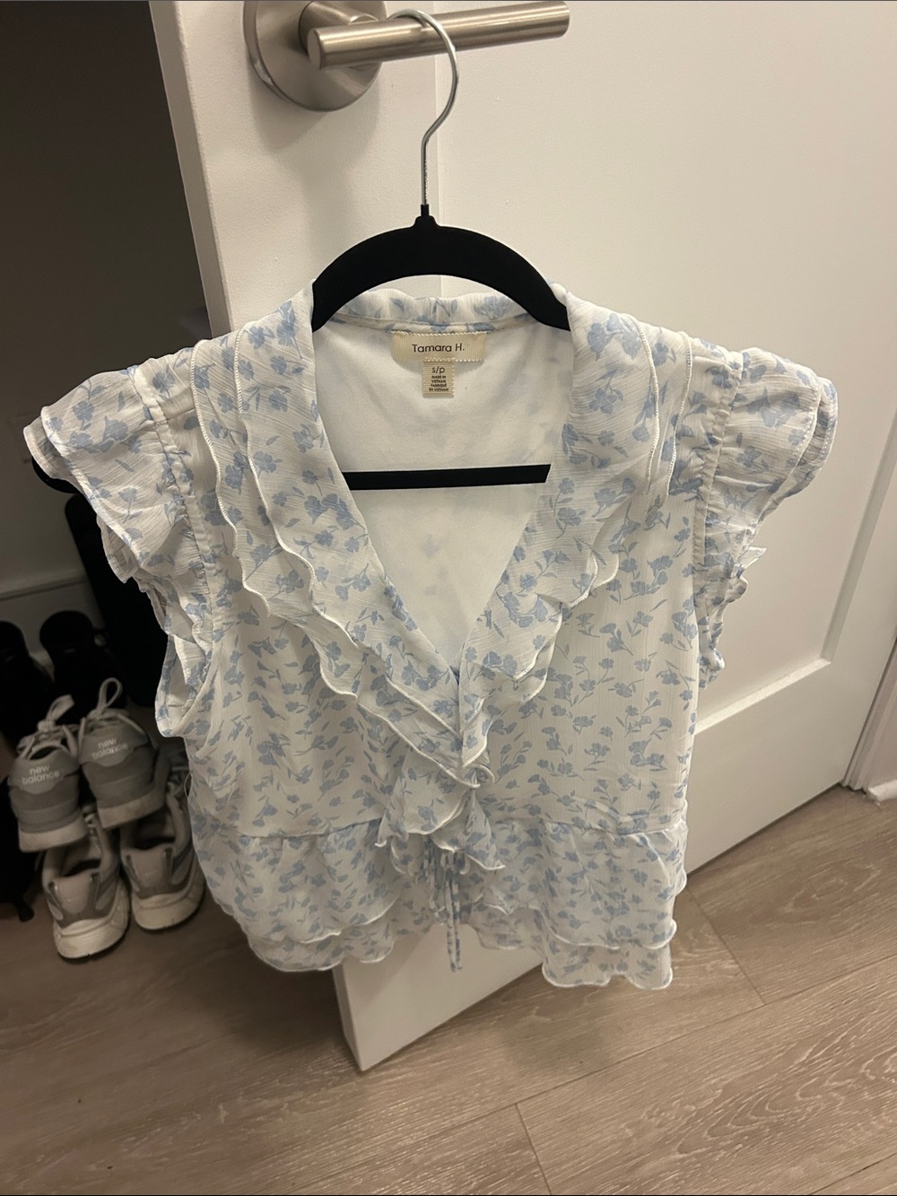 Tamara H. White & Light Blue Floral Ruffle Blouse